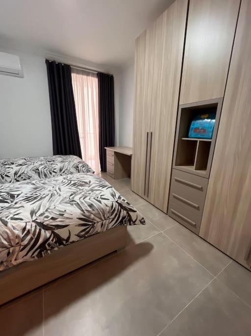 3 Bedroom Seaside Luxury Accommodation - Sleeps 8 St. Paul's Bay Luaran gambar