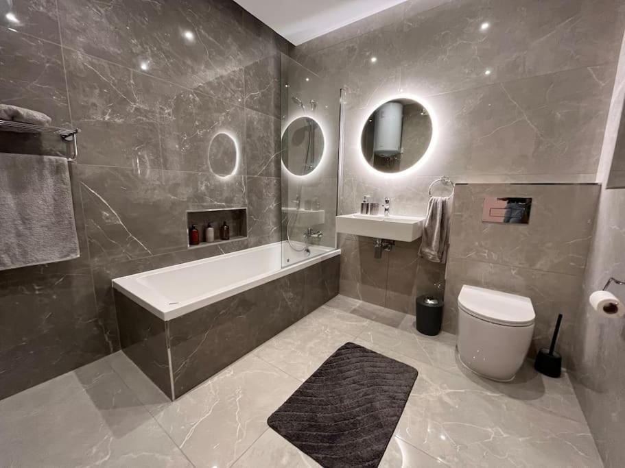 3 Bedroom Seaside Luxury Accommodation - Sleeps 8 St. Paul's Bay Luaran gambar